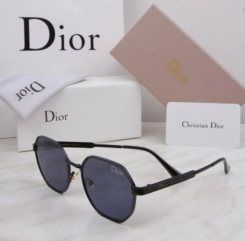 نظارات شمسية ديور الكلاسيكية