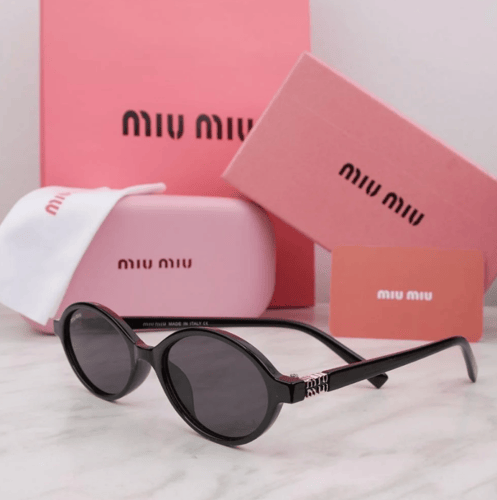 نظارة MIU MIU الحصريه