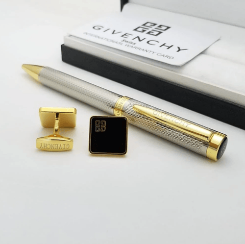 الطقم الملكي جفنشي