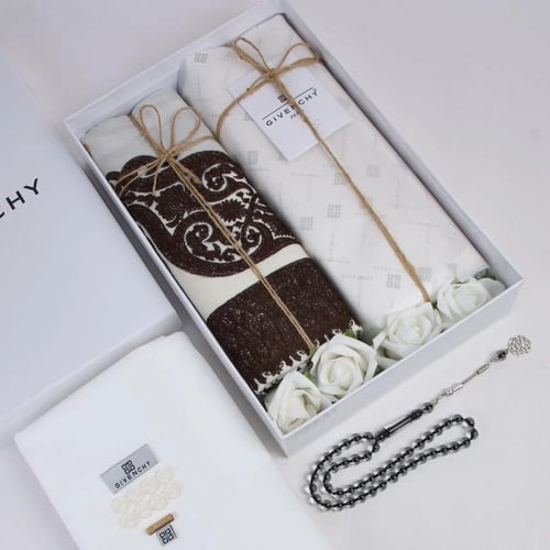 البكج الملكي شال, قماش ابيض, سكري جيفنشي