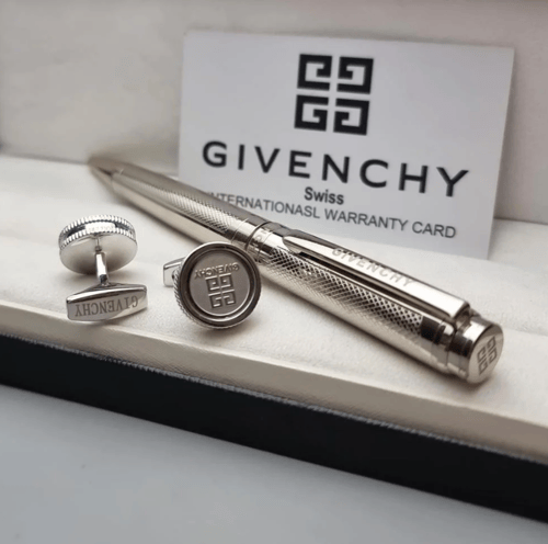 الطقم الملكي جفنشي