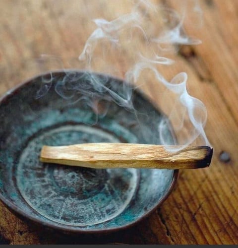 خشب بالوسانتو طبيعي