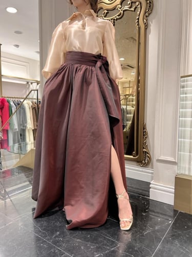 طقم تفته مطرز بكرستال أحمر