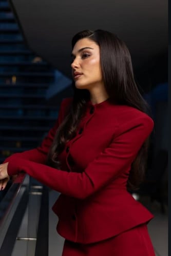 NOCTURNE جاكيت فاخر هاندا ماروني