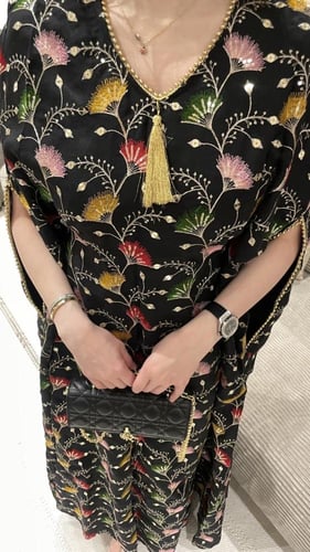 جلباب فراشة لينن مطرز بعدة ألوان