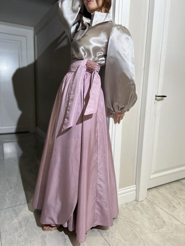 طقم تفته مطرز بكرستال موف