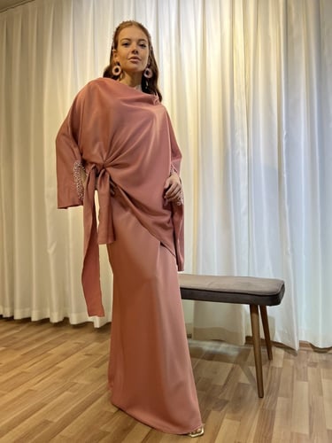 CYDA طقم حرير كريب بشك على الأكمام “وردي"