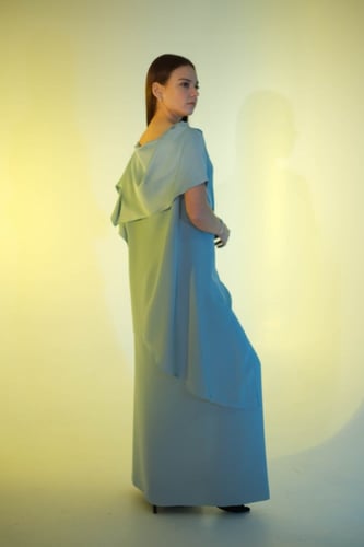 C.DAM طقم تنورة بثنيات طولية و توب متدلي "سماوي"