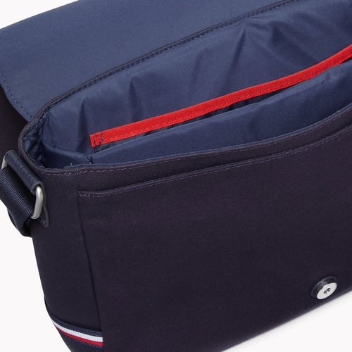 شنطة تومي هليفيقر لابتوب