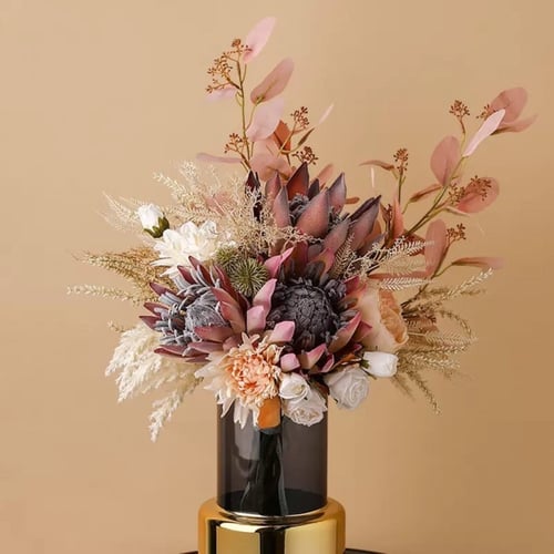 أزهار الخرشوف.