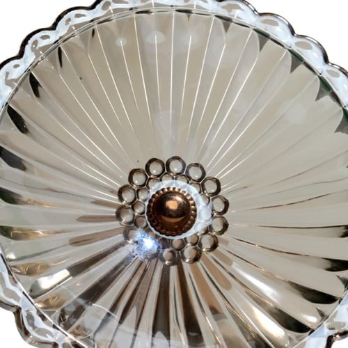 صحون تقديم.