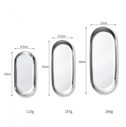 صحون ستانلس ستيل فضي.