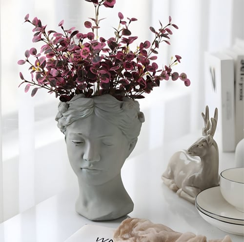 حوض ازهار ونباتات خراساني.