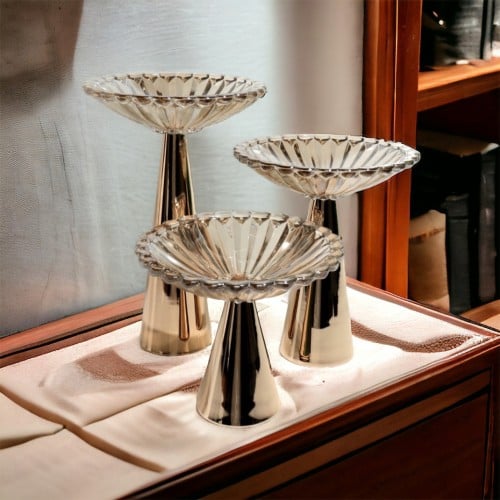 صحون تقديم.