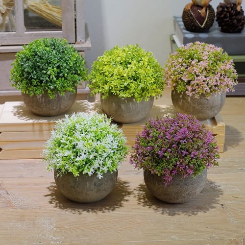 أصيص نبات صناعي