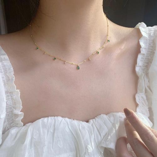 سلسال زركون ذهبي