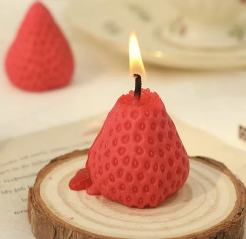 شمعه الفراولة