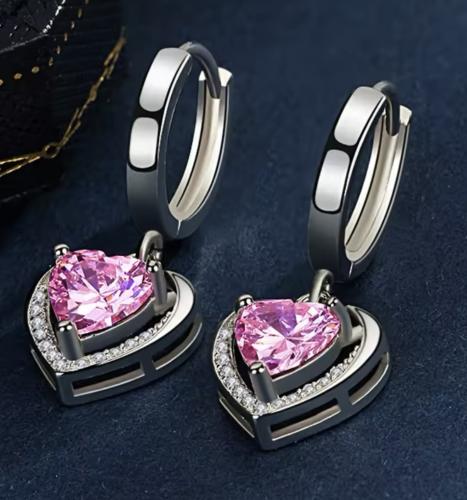 أقراط قلب pink