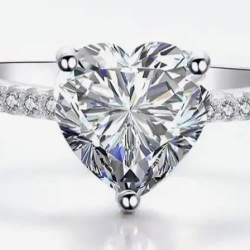 خاتم heart ابيض