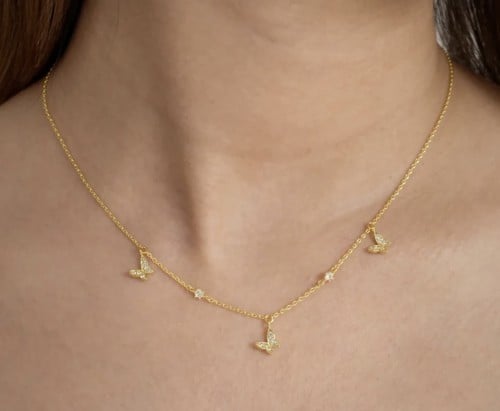 سلسال butterfly ذهبي