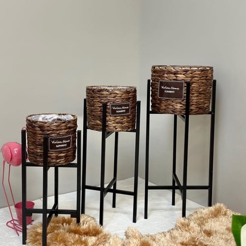 طقم مركن زرع 3 قطع ارجل حديد