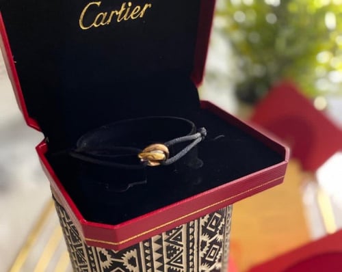 تسليم فوري Cartier Bracelet Trinity Black