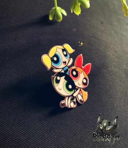 بروش فتيات القوة ✨