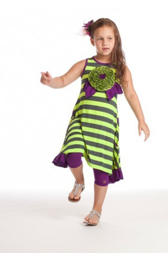 فستان مع ليقينق موف