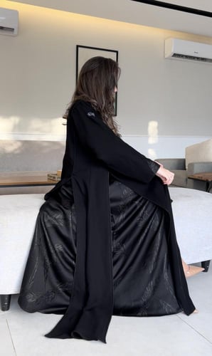 عباية امل كلوش