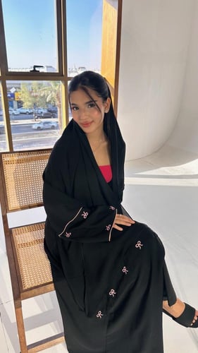 فيونكة عادي