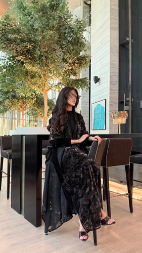 عباية ذهب ( كمية محدوده)