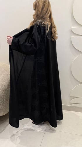 عباية الجنب دانتيل