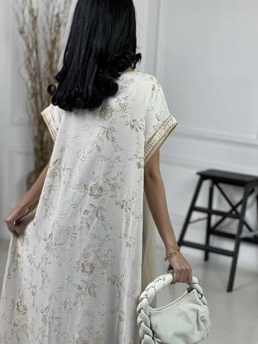 جلابية من الخلف قماش جاكار مورد