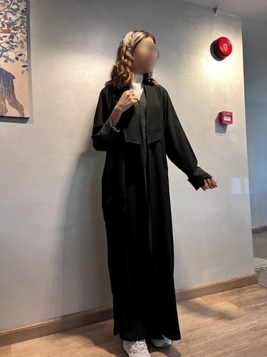 عباية بفستان ثابت