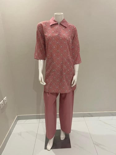 يونيفورم كبير