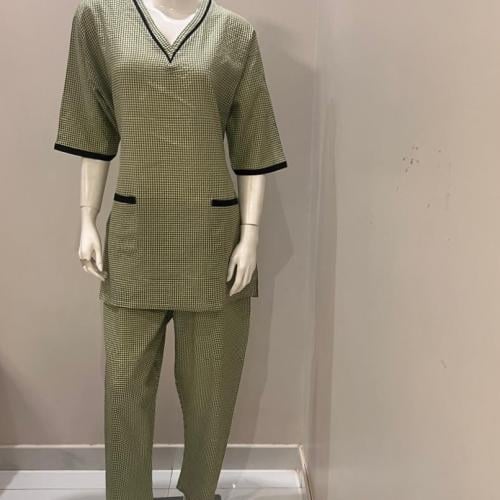 يونيفورم كاروهات