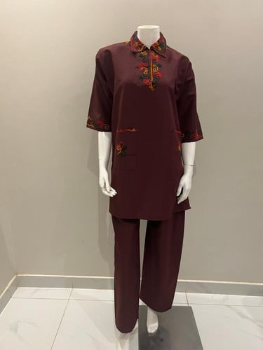 يونيفورم مطرز