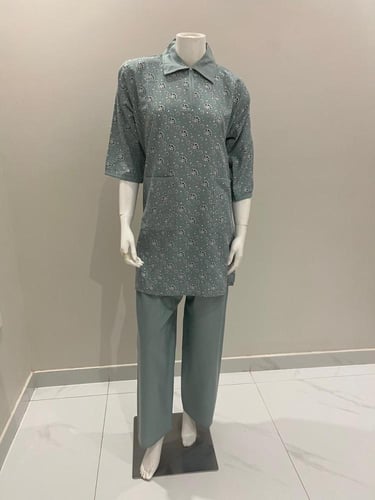 يونيفورم كبير