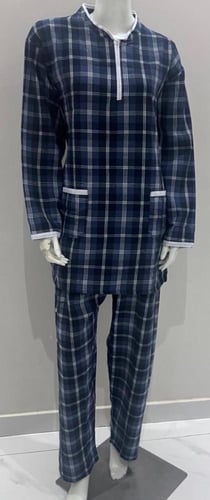 يونيفورم كاروهات