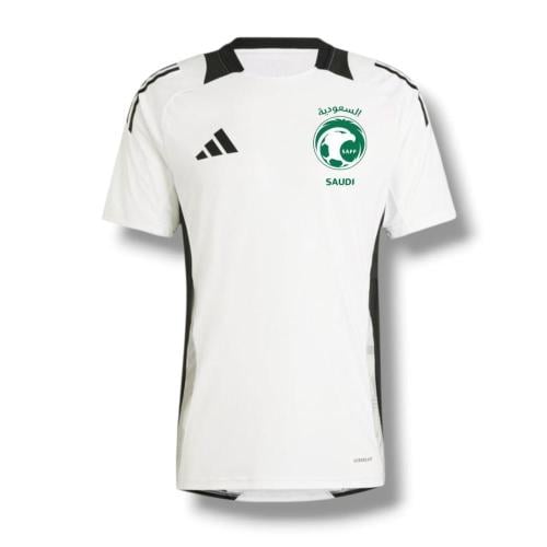 سويتر مدرب المنتخب السعودي الجديد 2026 ابيض