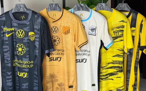 تيشيرتات الاتحاد السعودي الأناقة والجمال كله