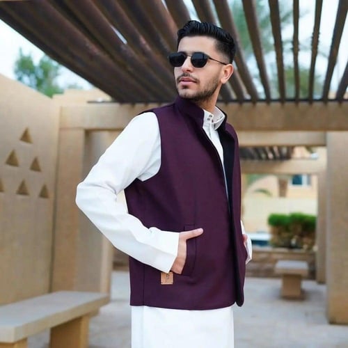 سديري رجالي جوخ دبل فيس(اسود مع عنابي) بالوان مختل...