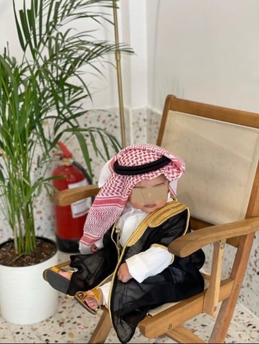 بشت أطفال ملكي فاخر بتطريز مميز