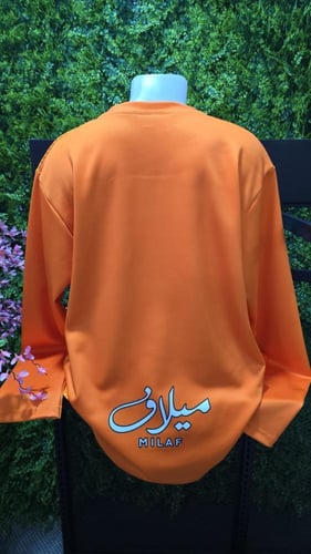 تيشيرت حارس مرمى الاتحاد البرتقالي كم طويل 2026
