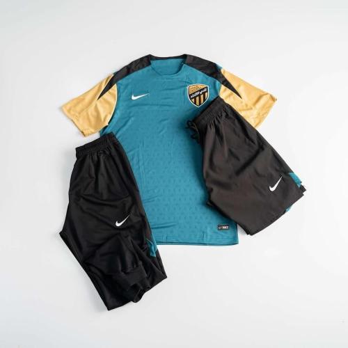 طقم تمارين الاتحاد السعودي الجديد