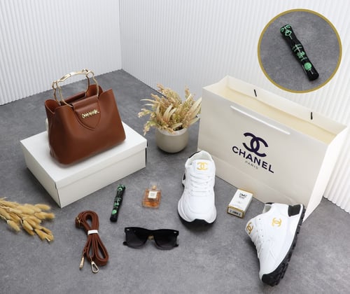 طقم كامل نسائيه *ماركة