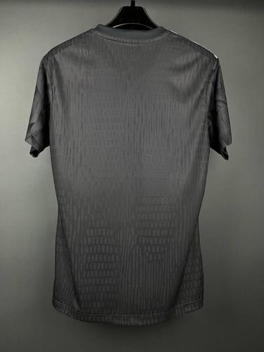 طقم تدريب الأهلي السعودي الأسود – موسم 2026