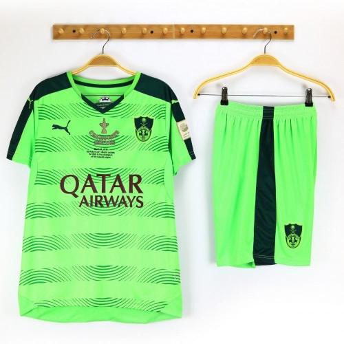 طقم الأهلي السعودي الكلاسيكي التاريخي 2016 التفاحي
