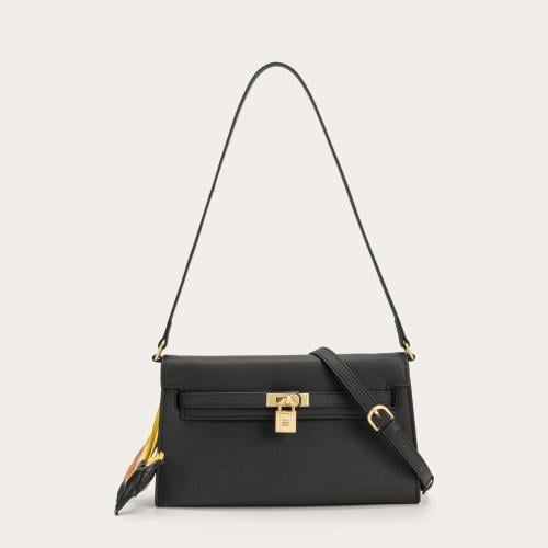 كيلي. تو قو اسود