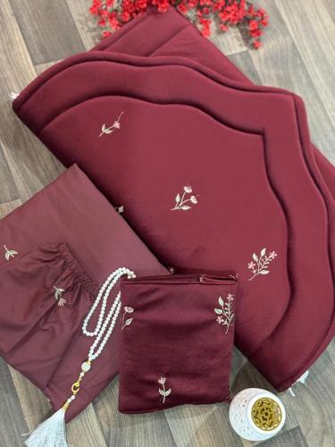 طقم الورد اختياري